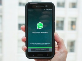 WhatsAppからFacebookへのデータ提供、ドイツ当局が中止命令