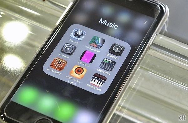 Kjのスマートフォン画面。音楽関連のアプリが目立つ