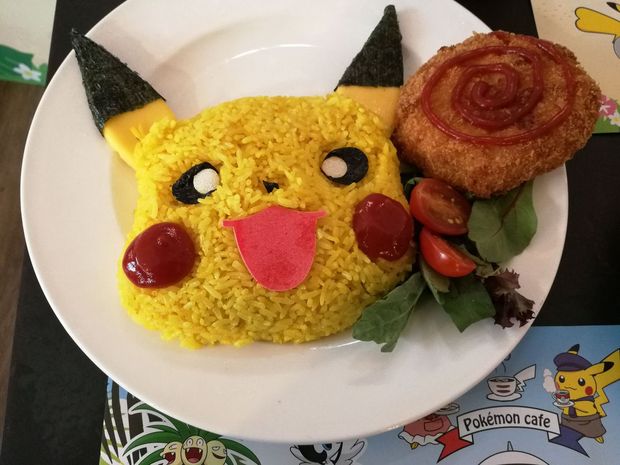 　これは、「Pikachu's favourite ketchup」（ピカチュウのお気に入りのケチャップ）がかけられた「I love Pikachu Patty」（ピカチュウ大好きパティ）だ。料理の見た目はポケモンのテーマにぴったり合っている。