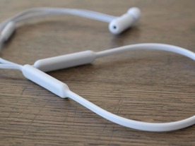 「BeatsX」の発売は2017年2月に延期--アップルが認める