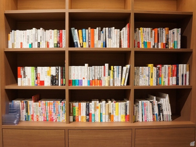 　数百冊の起業に関する蔵書も自由に読める。