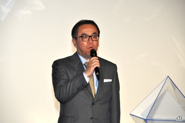 　スクウェア・エニックス代表取締役社長の松田洋祐氏。さまざまな企画を用意しているとし「新たな驚きを感動を届けていく」とメッセージを送った。