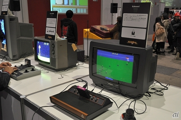 　ゲームの歴史を彩った往年のゲーム機も展示され、実際にかつての名作をブラウン管テレビで楽しむことができる。