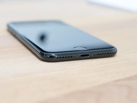アップルがワイヤレス充電の業界団体に加盟--次期「iPhone」で対応とうわさされる中で