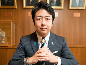 耐え忍ぶ世代、冗談じゃない--福岡・高島市長がITで起こす“化学反応”（前編）