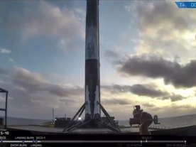SpaceX、再使用ロケットの打ち上げと着陸に成功