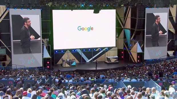 Google I/Oの開催地をマウンテンビューに変更（2016年）

　2016年、GoogleはGoogle I/Oの開催地をサンフランシスコから、カリフォルニア州マウンテンビューにあるショアラインアンフィシアターに変更した。7000人の聴衆に向かって最高経営責任者（CEO）のSundar Pichai氏がGoogle I/Oの開幕を告げた。