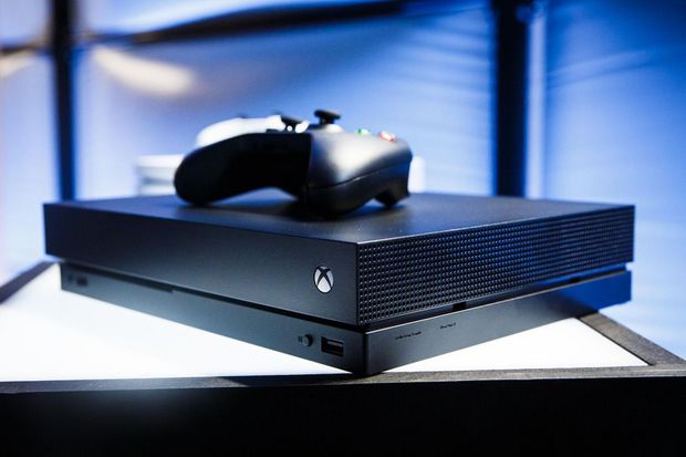 　Xbox One XはXbox史上最小のモデルとなる。