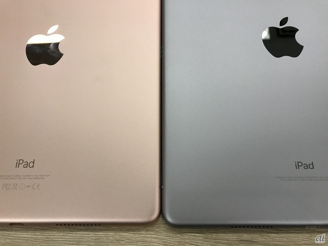 　初代iPad Proと比較。高さは同じ6.1mmだ。