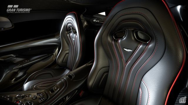 　アストンマーティン One-77。