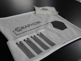 布に“印刷”できるウェアラブルバッテリ--マンチェスター大学が発表