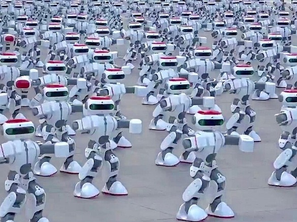 ロボット1069体が一斉に踊る動画--ギネス世界記録も更新