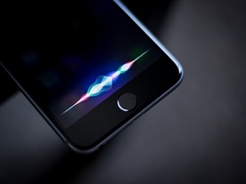 アップル、「Siri」の検索エンジンをBingからGoogleに変更
