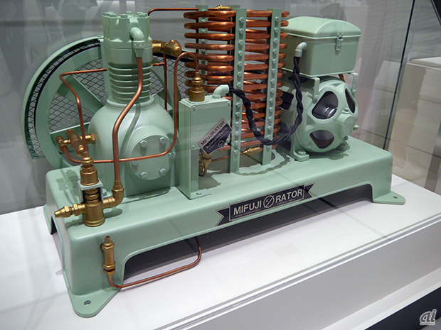 　空調事業の祖となったミフジレーター冷凍機。1934年の製品だ。