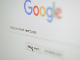 グーグル、有料購読ニュースサイトの検索順位引き下げを撤廃へ