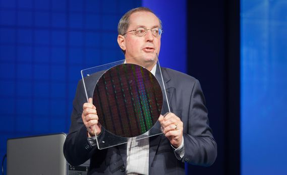 Intelの前最高経営責任者（CEO）のPaul Otellini氏