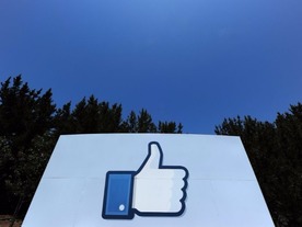 Facebook、10代に人気のSNS「tbh」を買収