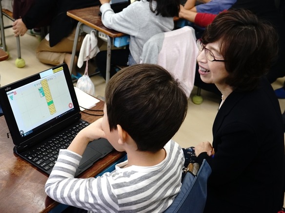 プログラミングを色鉛筆のような“表現ツール”に--DeNA、小学校に学習アプリを無償提供