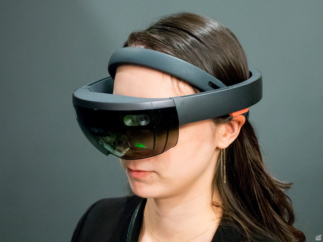 　マイクロソフトのMRデバイス「HoloLens」。