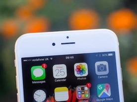 バッテリ劣化で「iPhone」の性能が下がる問題、アップルが理由を説明