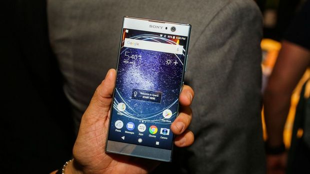 　ソニーがCES 2018で発表した新型スマートフォン「Xperia XA2」と「Xperia XA2 Ultra」の細部を写真で紹介する。上の写真はXA2。