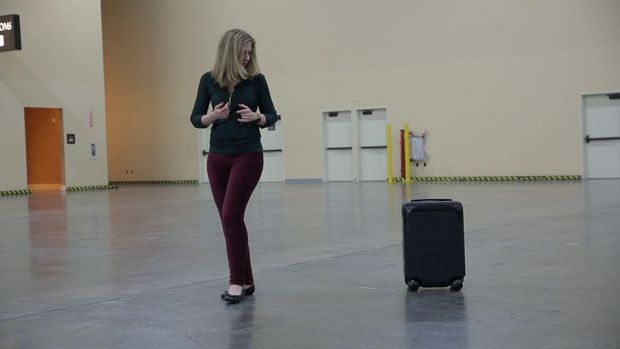 　ForwardXの「CX-1」は、「ロボット」の定義を拡大するものかもしれない。だが、空港内を歩くとき、スーツケースを引きずらなくても、このロボットが自動的についてきてくれるのなら、われわれはこの製品を購入するだろう。