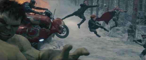 19位：「アベンジャーズ／エイジ・オブ・ウルトロン」（2015年）

　アイアンマン、ハルク、キャプテンアメリカといったスーパーヒーローたちが集結するスーパーヒーロー映画の第2作。本作では、人類を脅かすAIの「ウルトロン」に向かって戦いが繰り広げられる。