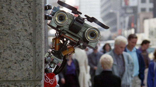 20位：「ショート・サーキット」（1986年）

　AIを描いた多くの映画と異なり、本作にはディストピア的な悲壮感はない。悪の政府に追われるロボットの「ナンバーファイブ」と人間の交流が描かれ、楽しんで見ることができる。
