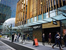 レジなしの「Amazon Go」店舗、一般向けにオープンへ--シアトルで22日から：写真で見る