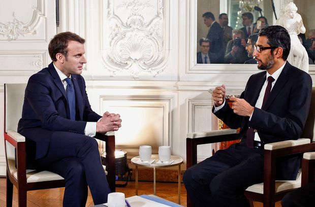 Macron仏大統領と会談するGoogleのPichai CEO