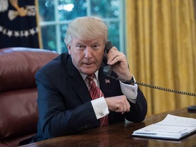 トランプ政権が5Gネットワーク構築を検討との報道--非難の声も