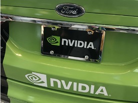 NVIDIA、自動運転車のVRシミュレーション技術で開発加速へ