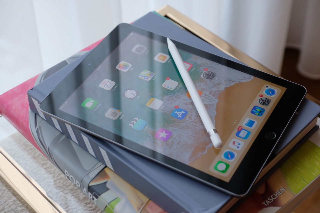 iPad 第6世代 (Wi-Fi、128GB) + Apple Pencil 0