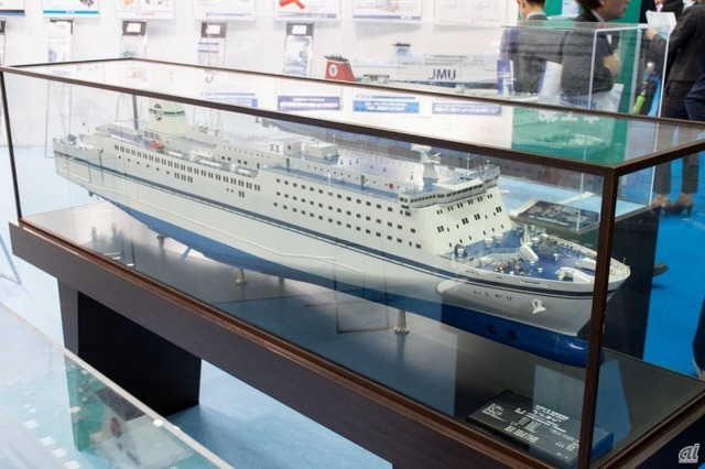 　旅客船に関する展示も設けられていた。展示されている模型は、太平洋フェリーの「いしかり」。「クルーズシップ・オブ・ザ・イヤー」のフェリー部門を連続7回受賞している。