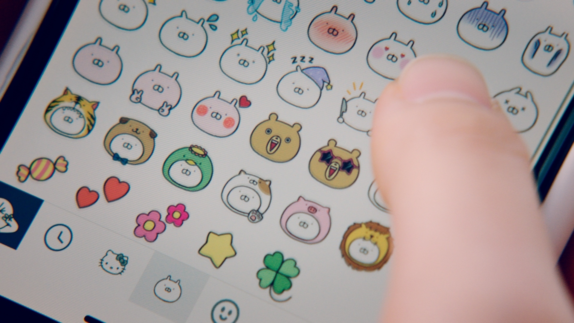 Line Lineキャラクターやディズニーなどの Line絵文字 販売 Cnet Japan