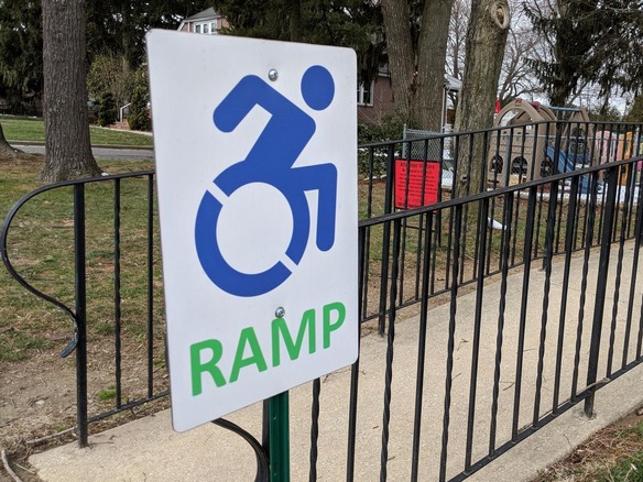 車椅子のアクセシビリティ情報を共有--障害者支援で変わる地図アプリ