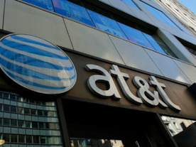 AT&T、Otter Mediaを完全子会社化か--タイムワーナーの買収手続き完了後に