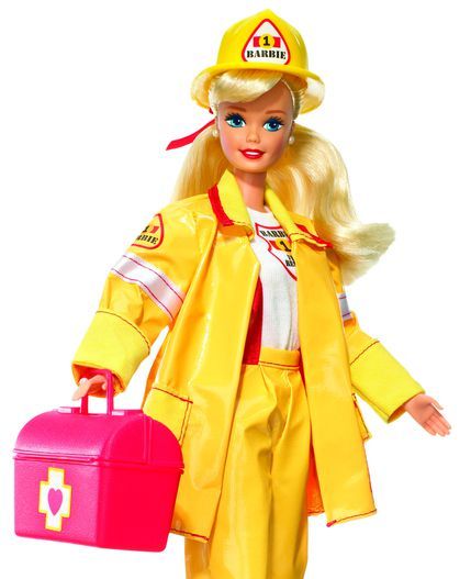 消防士（1995年）

　1995年には、「Barbie Fire Rescue unit（バービー消防レスキュー隊）」の一員として人命救助にあたった。
