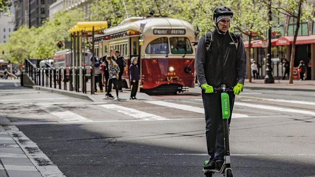 サンフランシスコのスクーター騒動

　電動キックスクーターのスタートアップをめぐって、サンフランシスコで騒動が持ち上がった。これは複数の企業や、これに反対する市民を巻き込むものとなった。