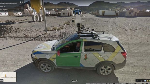 会えてうれしい

　2台のストリートビュー撮影車がアルゼンチン北部で遭遇した。
