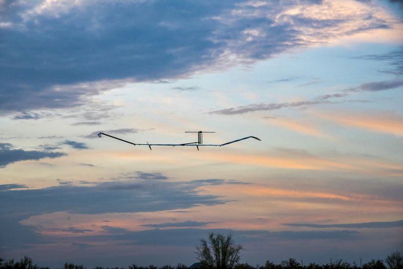 ソーラー発電の無人飛行機で26日弱の無着陸連飛行（出典：Airbus）