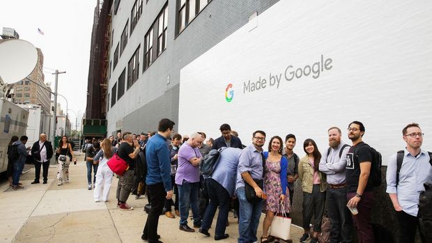 　米CNETの取材班が、Google Pixel 3のニュースをライブ配信するためニューヨークの会場に集まった。