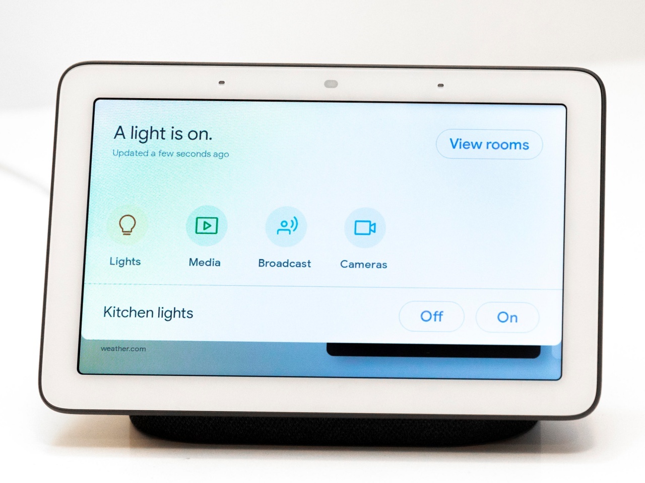 スマートホームの仕上げにかかるグーグルが「Google Home Hub」で