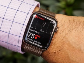 「watchOS 5.1」アップデート適用後に「Apple Watch」が文鎮化--複数のユーザーが報告