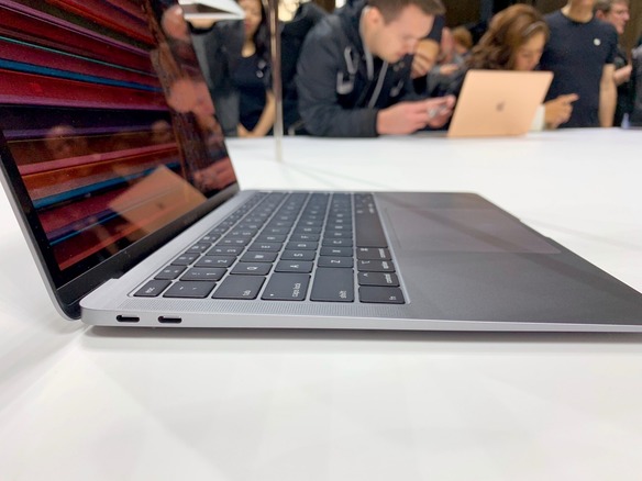 新「MacBook Air」「iPad Pro」、実機を触って感じた確かな進化