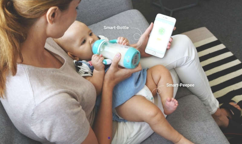 乳児の世話を楽にしてくれるスマートデバイス（出典：Smart-BottleとSmart-Peepeeの公式サイト）