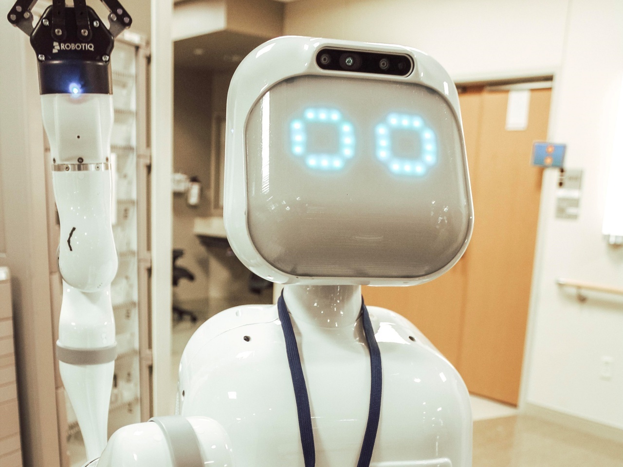 医療スタッフを支援するロボット「Moxi」--人材不足解消の切り札となる