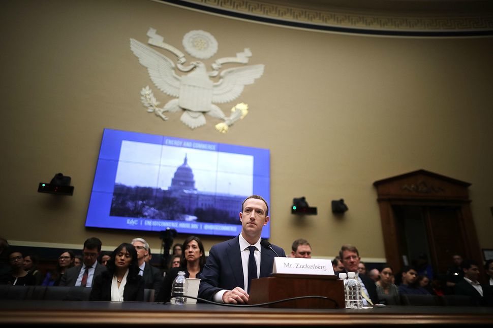 Zuckerberg氏は4月、議会で証言した。 
Chip Somodevilla/Getty Images