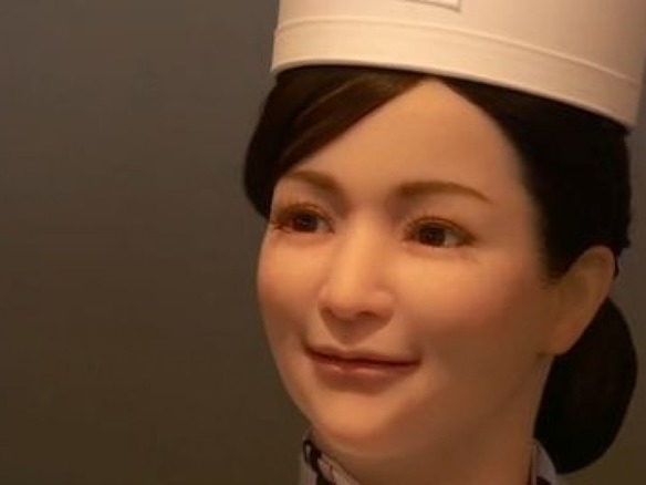 「変なホテル」、ロボット従業員の半数を“リストラ”