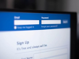 Facebook、一部ユーザーにメールパスワードの入力を求める--廃止へ